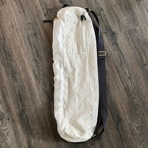 Lululemon yoga bag